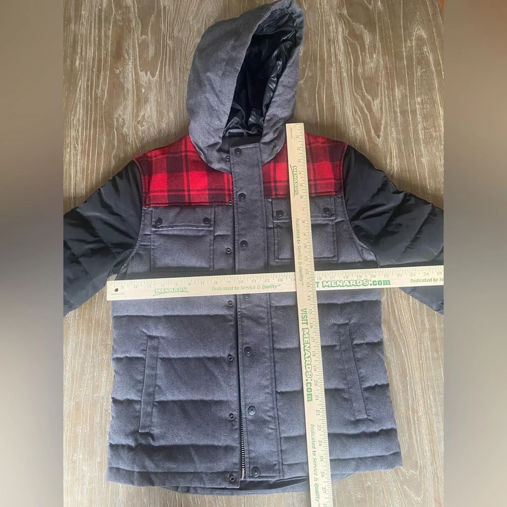 Men’s “Taylor Quilted” Moose Knuckles Winter Jacket Size Small - Picture 4 of 10